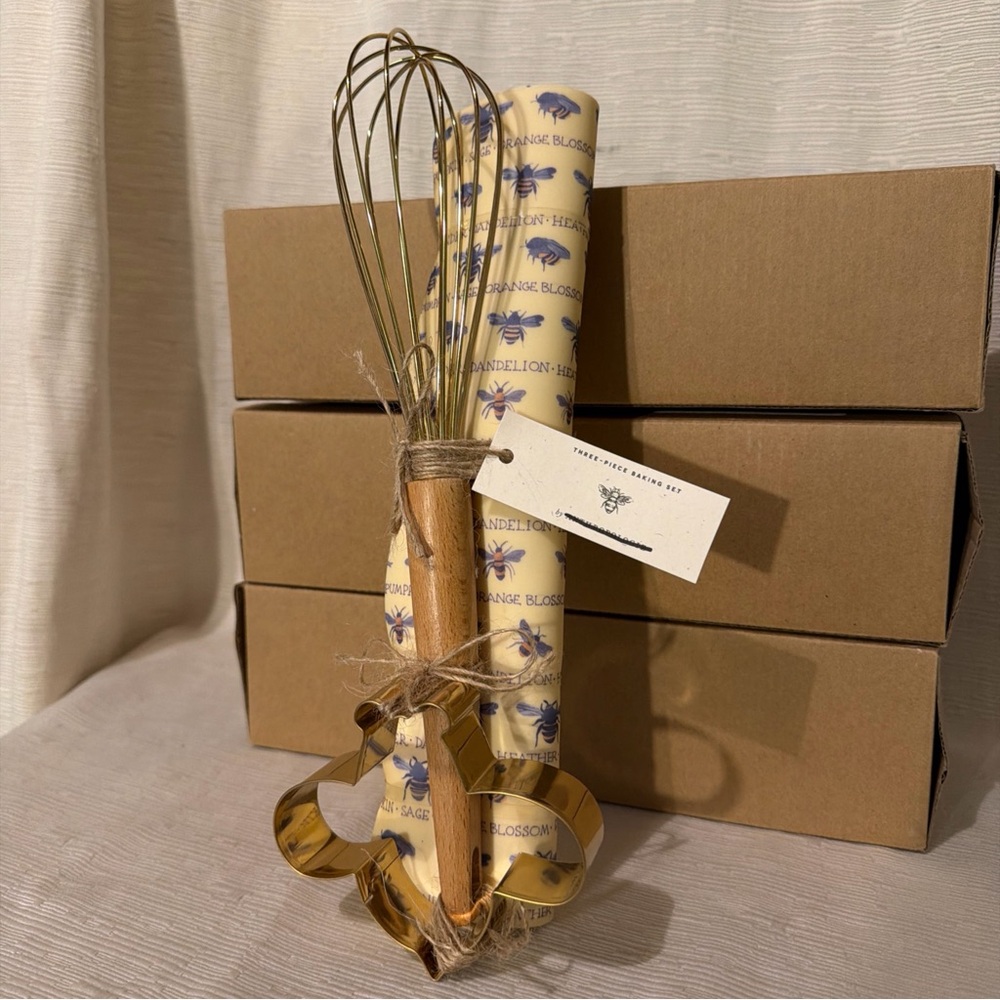 Anthropologie Gold and Cream Cooking Utensil Set